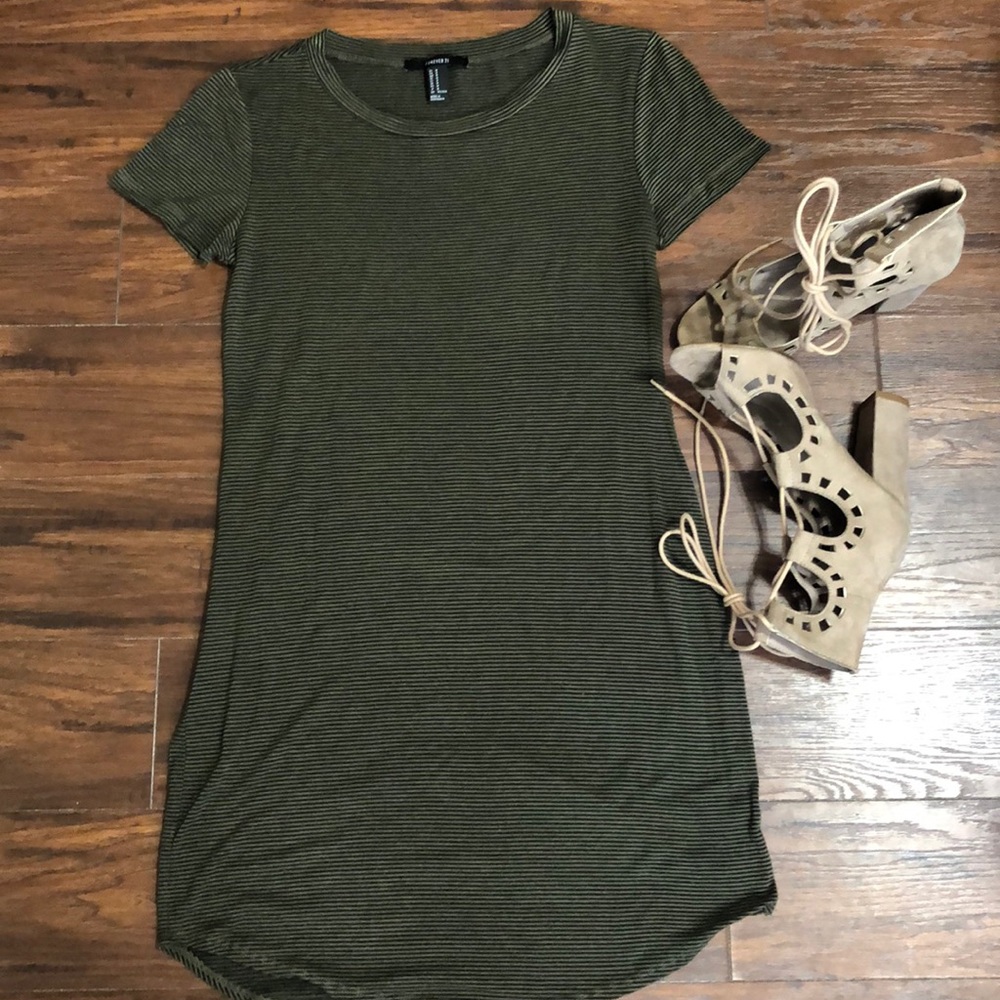 T-shirt dress